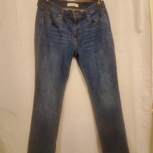 Women's sz 10 Levi's straight leg jeans - Picture 1 of 4